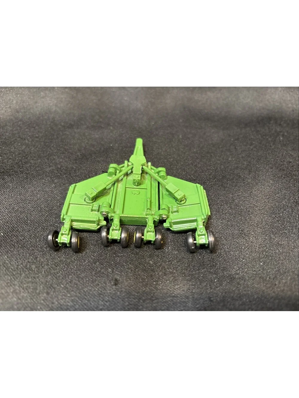 VTG Ertl John Deere 1618 Diecast Rotary Batwing Mower Implement Attachment Toy